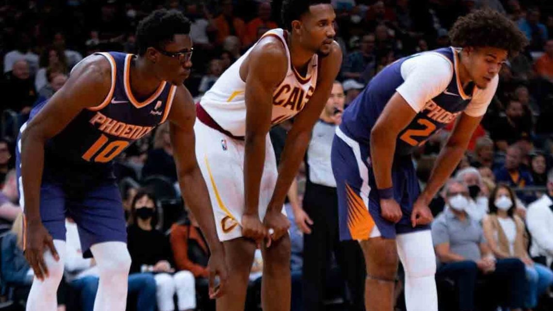 Recap: Phoenix 101, Cleveland 92 (or, Weary Legs, Weary Minds)