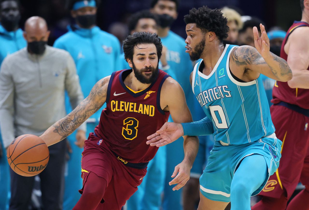 Live Thread: Cavs @ Hornets – Cavs: The Blog