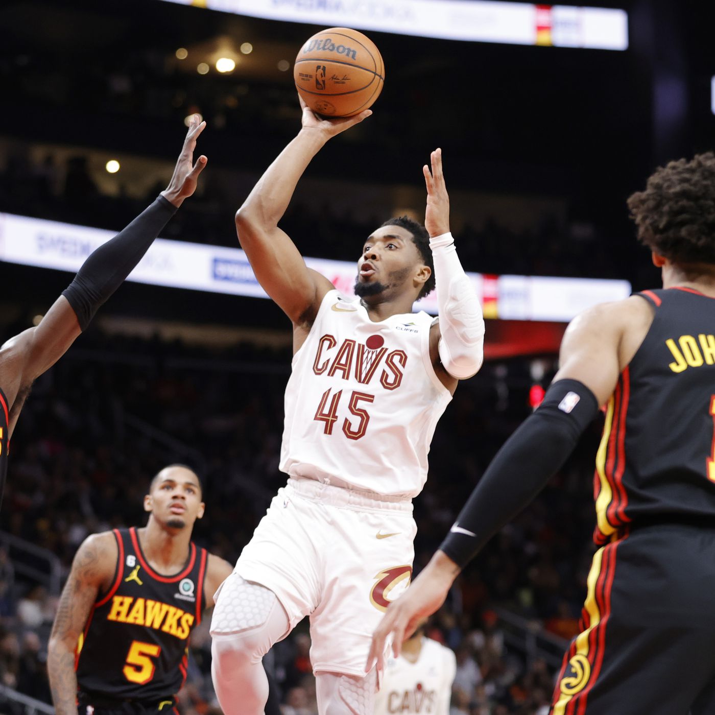 Live Thread: Cavs @ Hawks – Cavs: The Blog